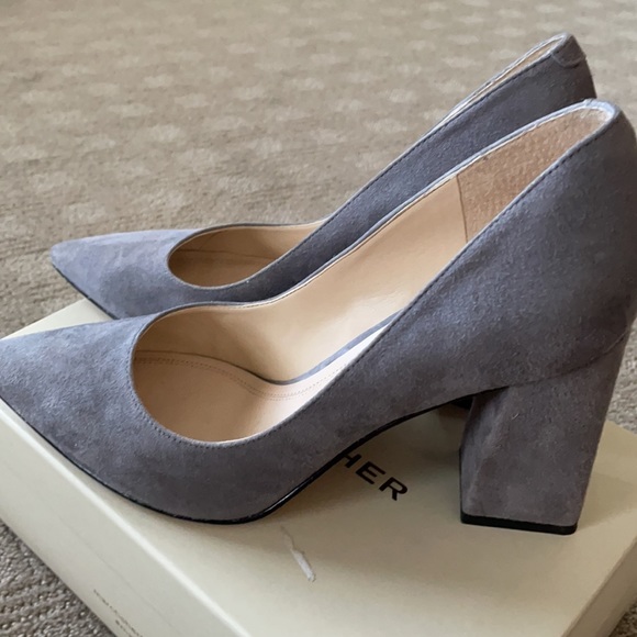 Marc Fisher Heels - Picture 4 of 11